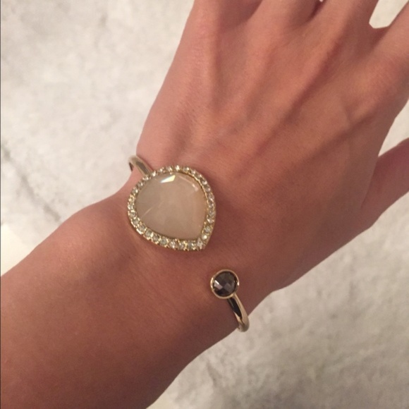 2/$25⭐️ Pink & Pavé Gold Cuff Crystal Dot Bracelet - Picture 2 of 4
